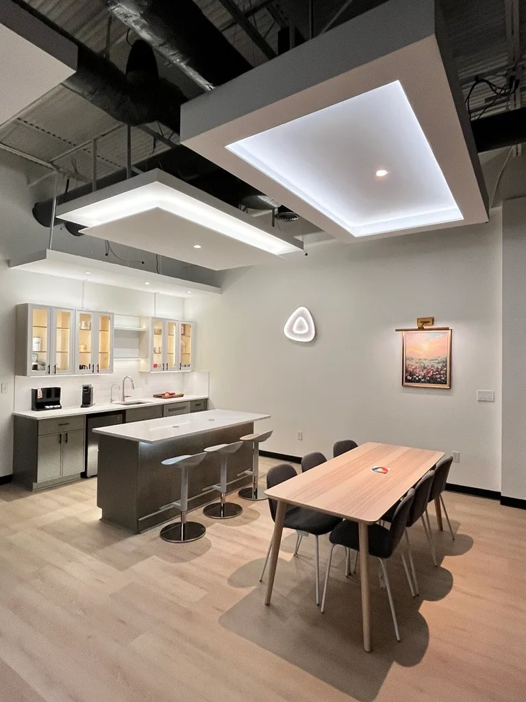 Illumify Design Lab kitchen zone — six lighting techniques under one scene
